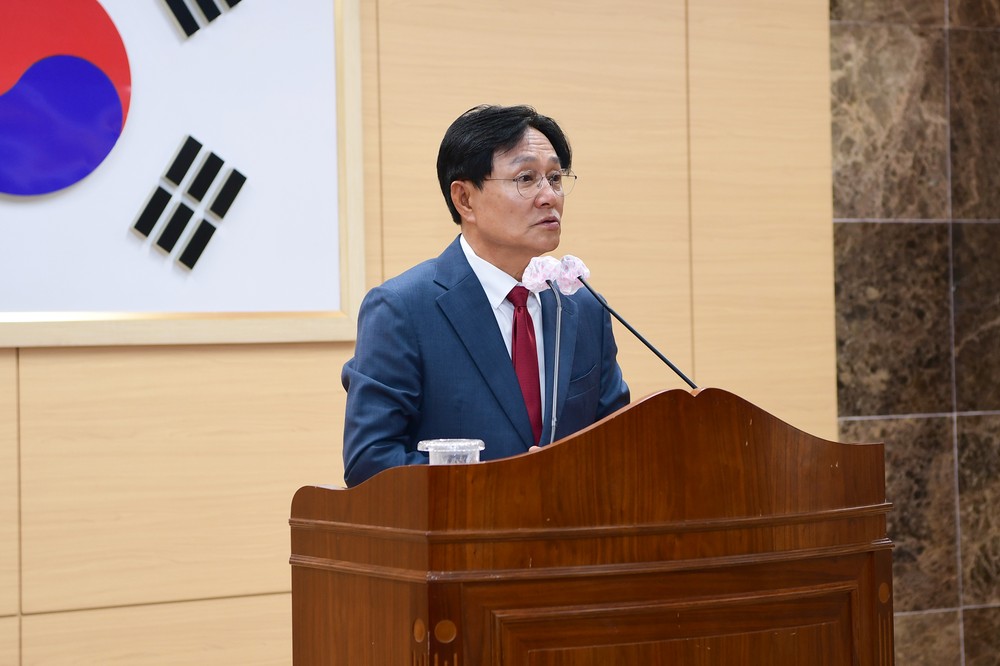 박용철 강화군수, 첫 직원조회서 “강화의 미래 위해 함께 뛰자”