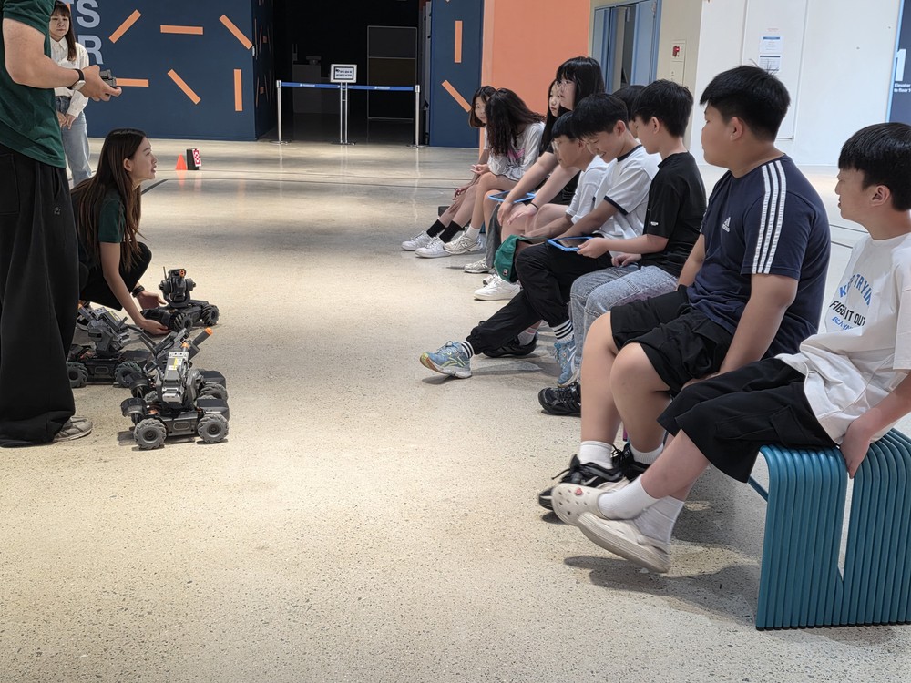 미래 인재 양성 위한 ‘AI 로봇·드론 교육’ 첫발!