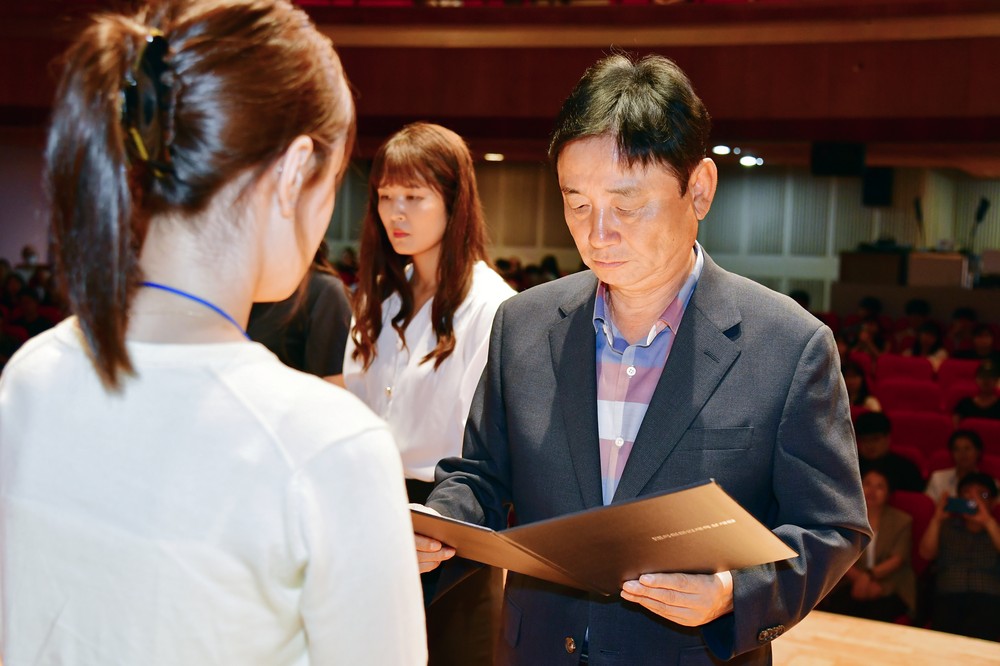 화천군, ‘아이 기르기 가장 좋은 화천 만들기’ 정책 결실… 대학생 등록금 전액 지원 등 파격적 정책 구현